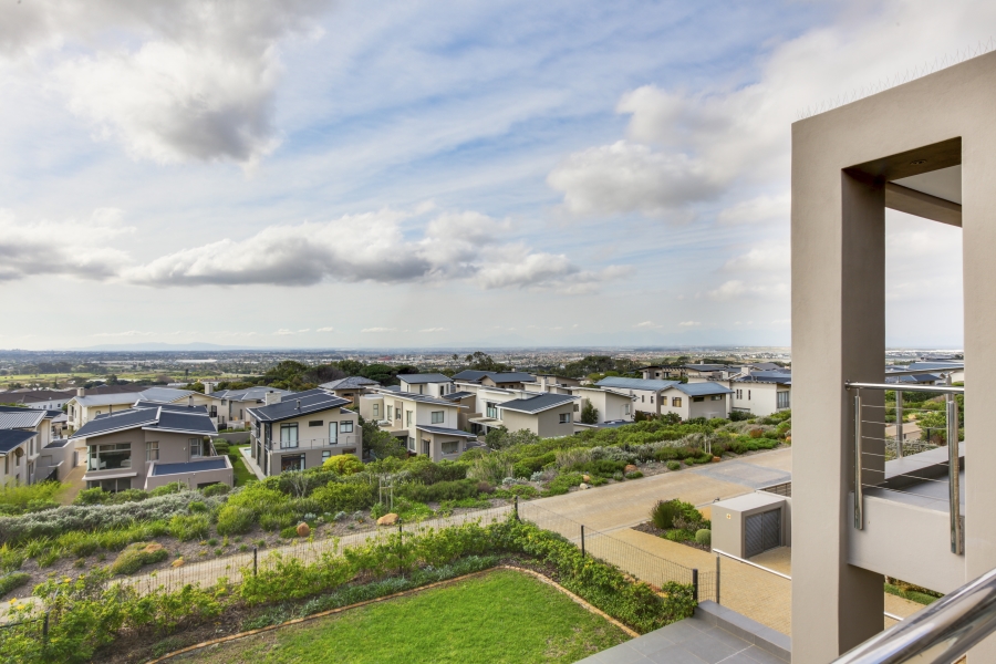 To Let 3 Bedroom Property for Rent in Tokai Western Cape